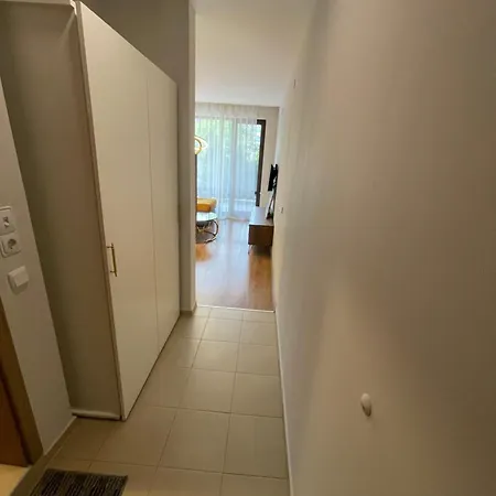 아파트 Premier Beach-luxury Studio-first Line