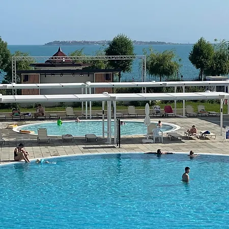 Premier Beach-luxury Studio-first Line *